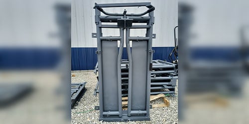 Automatic Catch Cattle Head Gate 